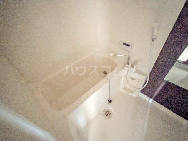 17/30 浴室