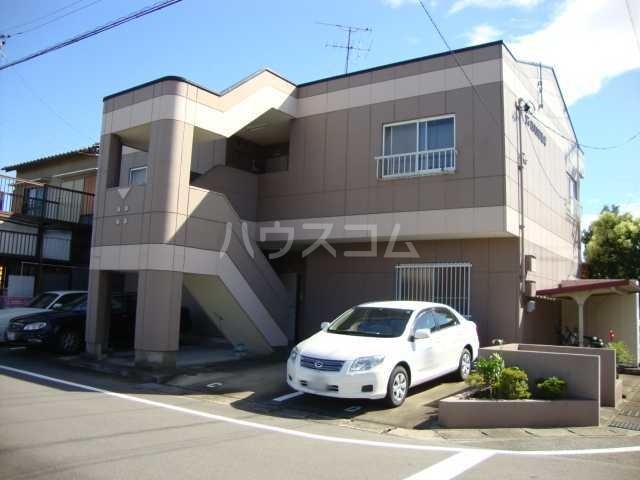 2/4 駐車場