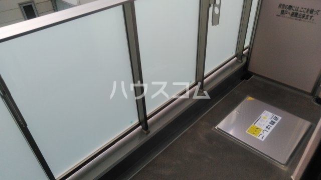 23/30 バルコニー