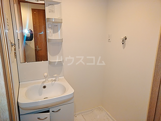 13/30 洗面
