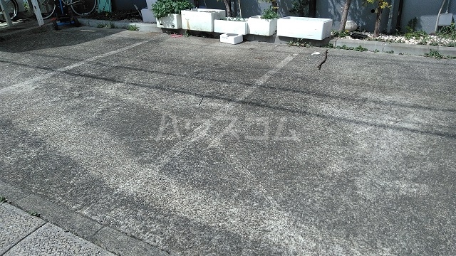 4/8 駐車場