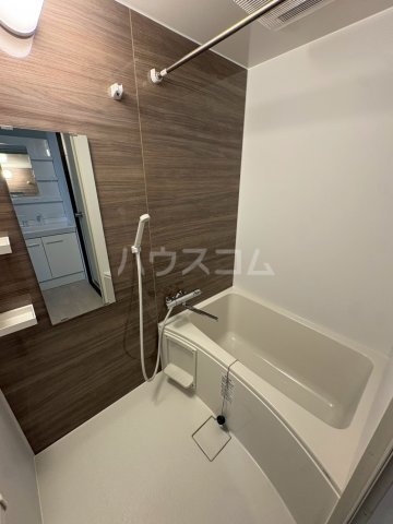 13/25 浴室