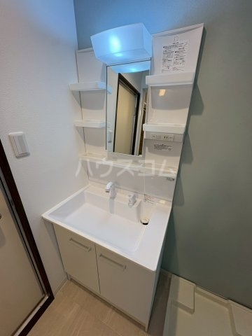 16/25 洗面