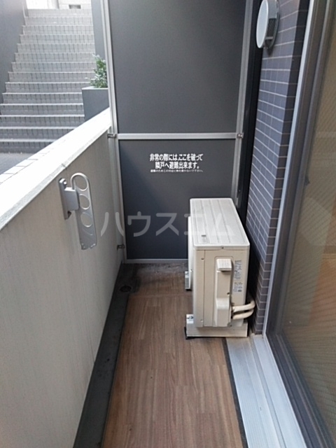19/30 バルコニー