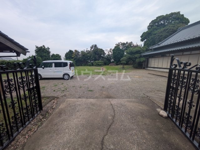 17/22 駐車場