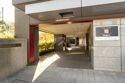 19/29 エントランス