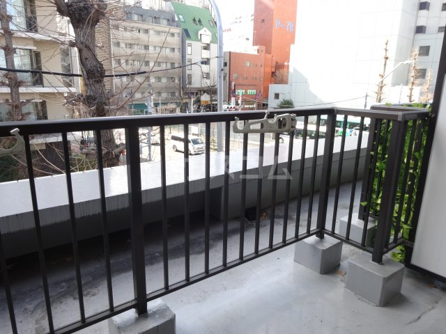 23/30 バルコニー