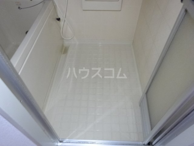 16/30 浴室