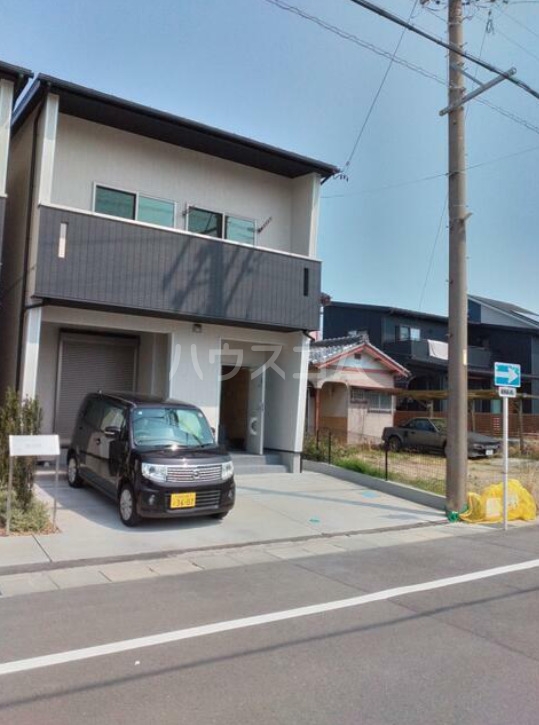 14/22 駐車場