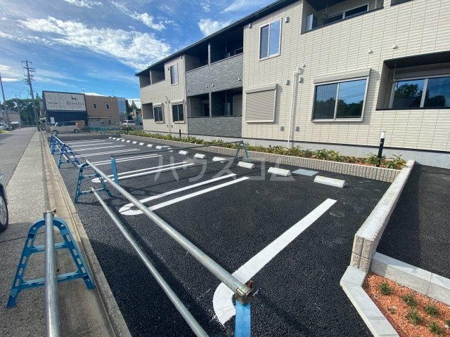 17/25 駐車場