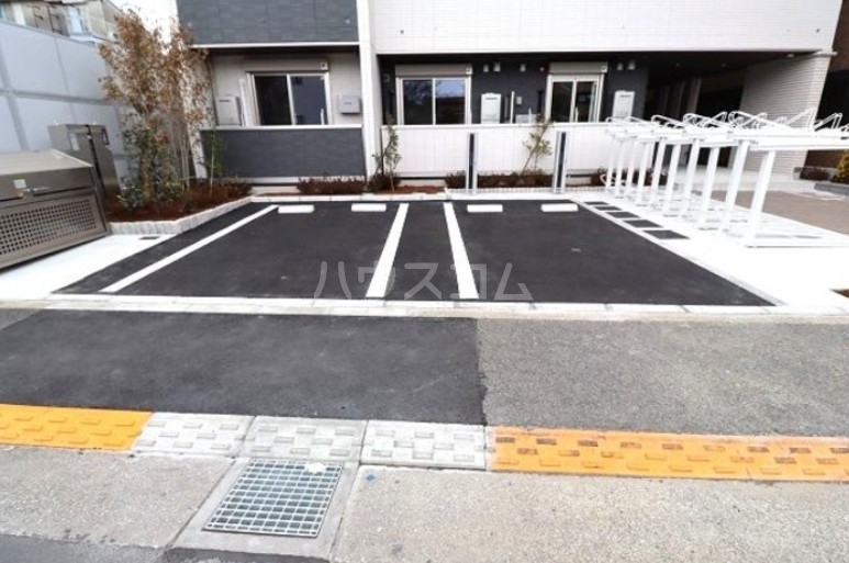 16/26 駐車場