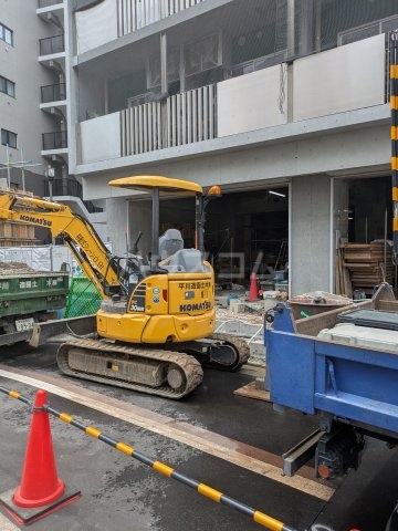 18/26 エントランス