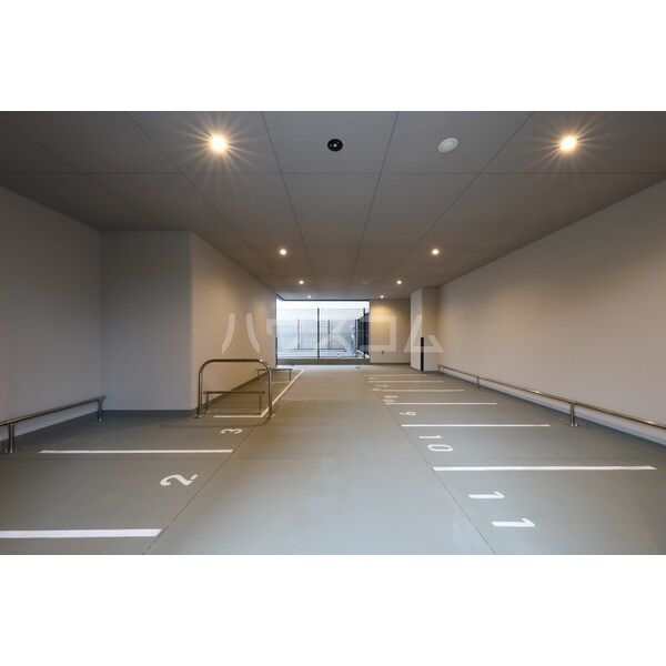 21/23 駐車場