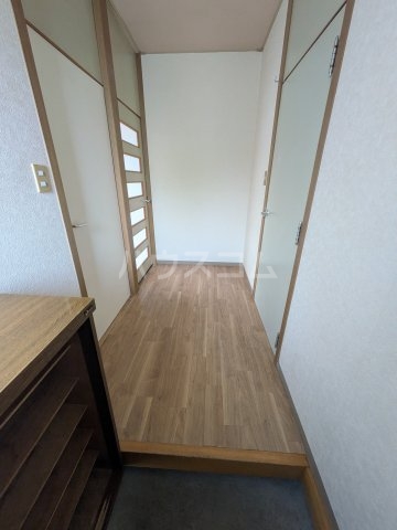 21/26 エントランス