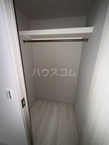 13/30 収納