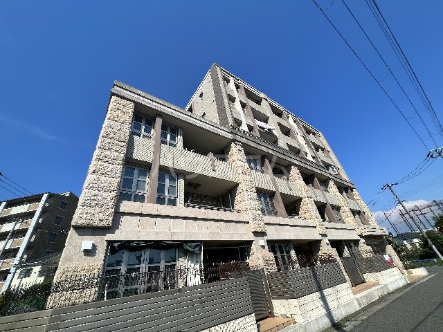 2/30 外観