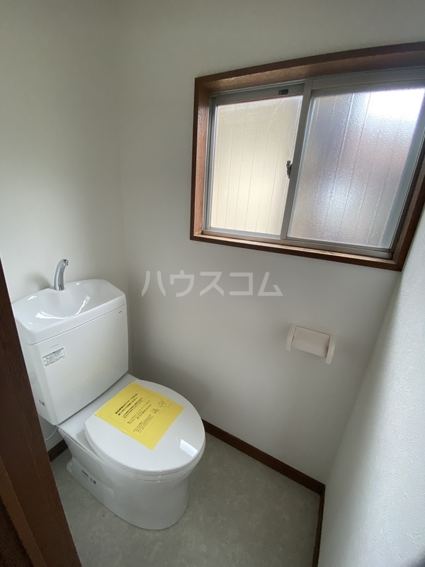 16/27 トイレ