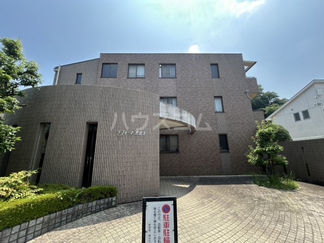 2/8 外観