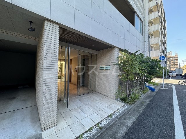 18/24 エントランス