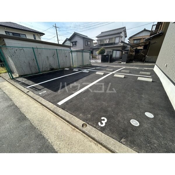 14/22 駐車場