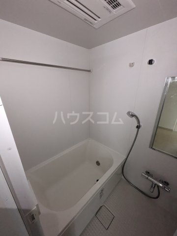 13/30 浴室