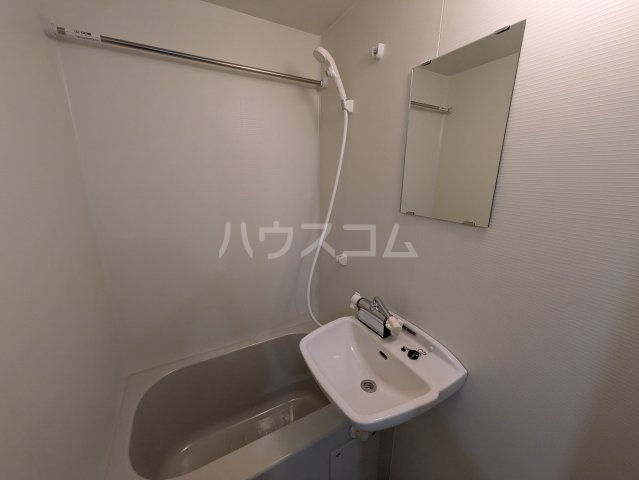 15/30 浴室