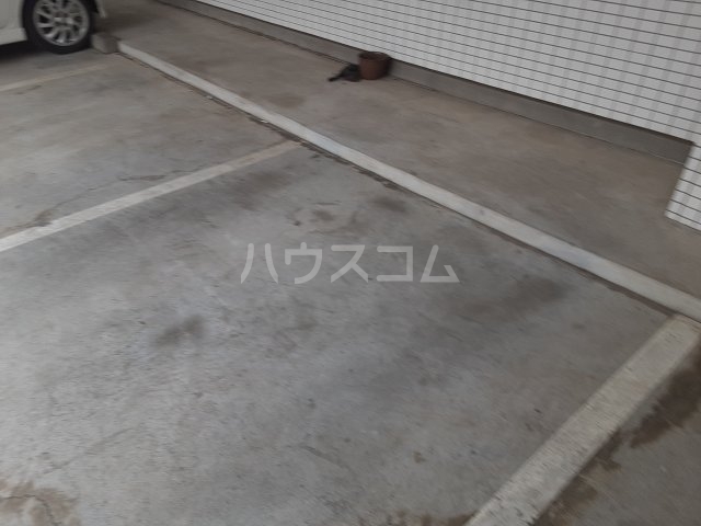 3/4 駐車場
