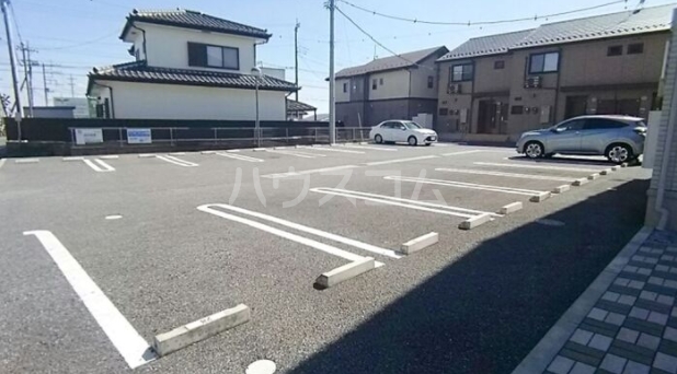21/30 駐車場