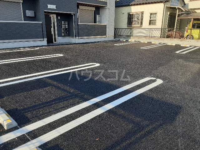 2/7 駐車場