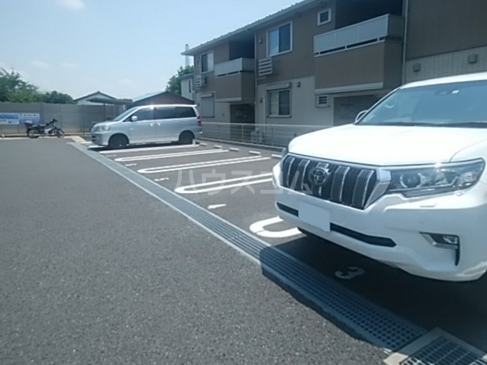 16/26 駐車場