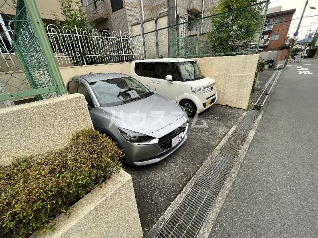 2/12 駐車場