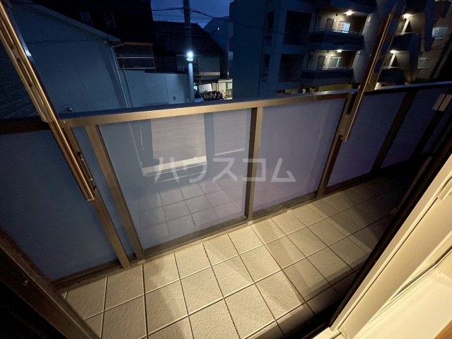 17/30 バルコニー