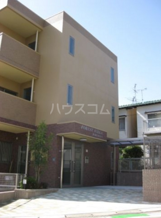 13/13 エントランス
