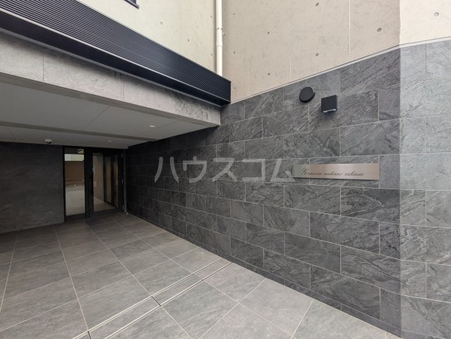 17/22 エントランス