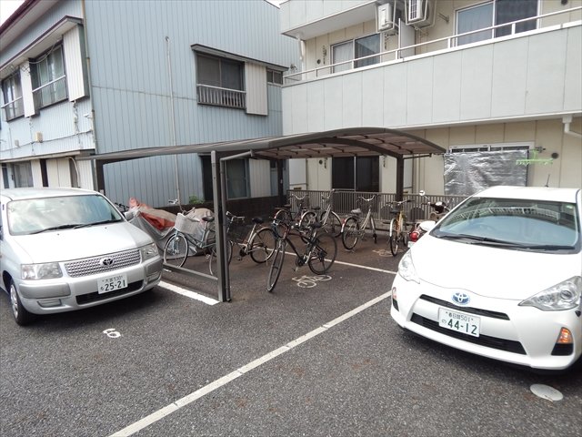 22/29 駐車場