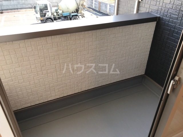 16/27 バルコニー