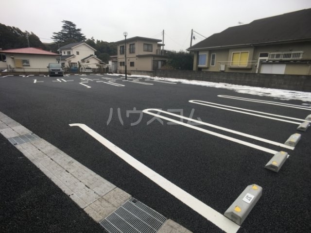 20/30 駐車場
