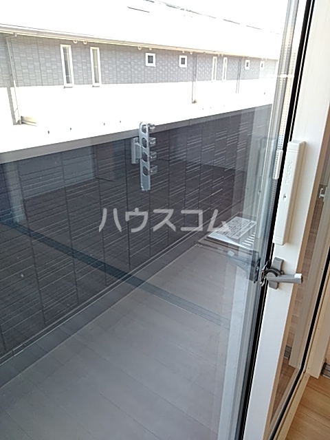 18/28 バルコニー