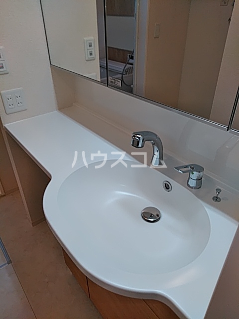 14/28 洗面