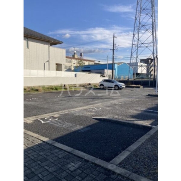 4/10 駐車場