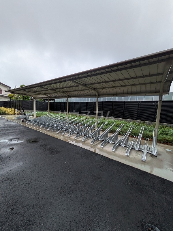28/30 駐車場