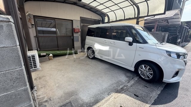 21/29 駐車場