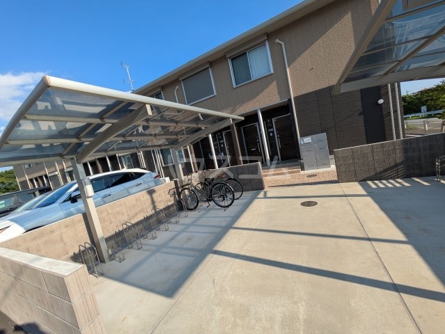 28/30 駐車場