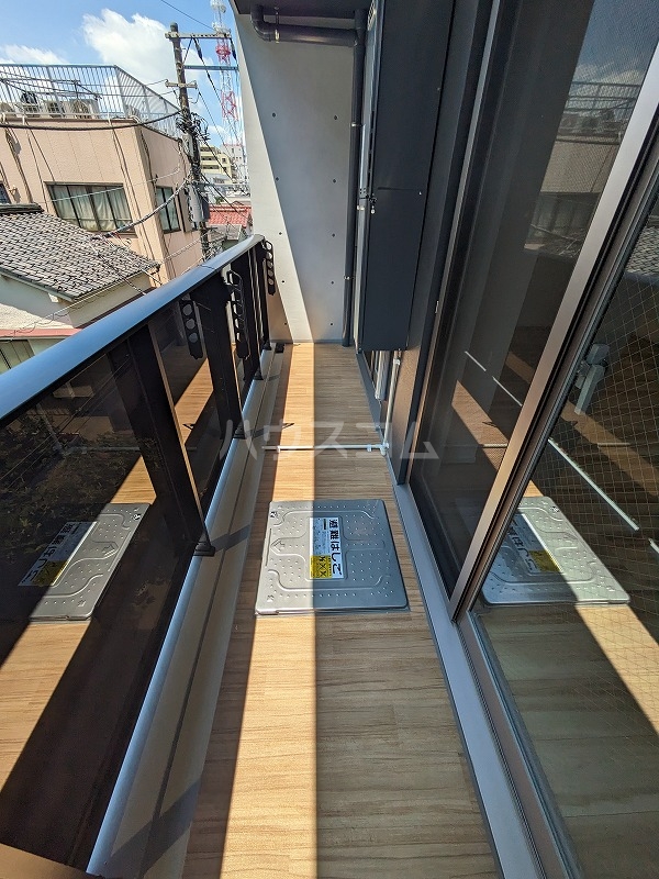 19/30 バルコニー