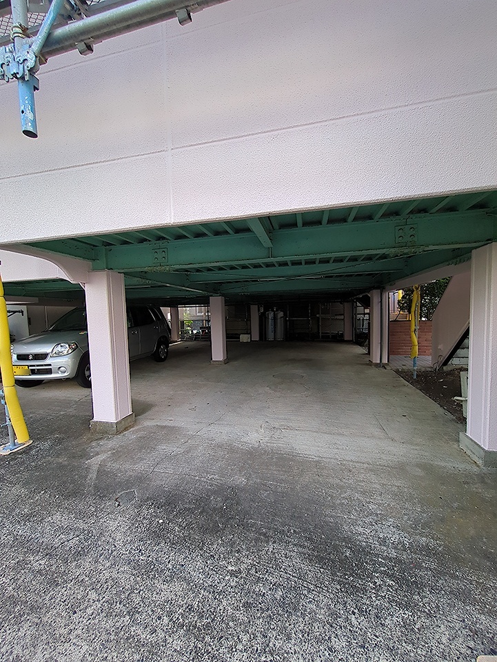 18/24 駐車場
