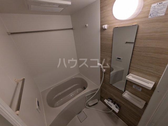 16/30 浴室