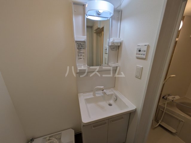 17/30 洗面