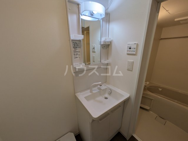 16/30 洗面