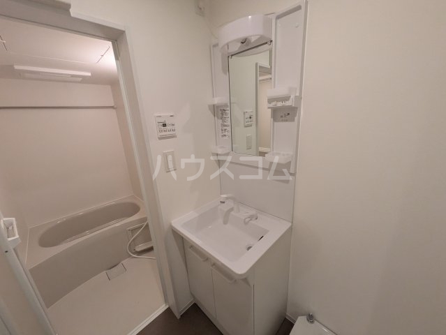 21/30 洗面