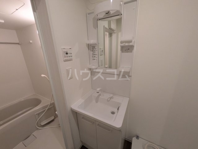 20/30 洗面